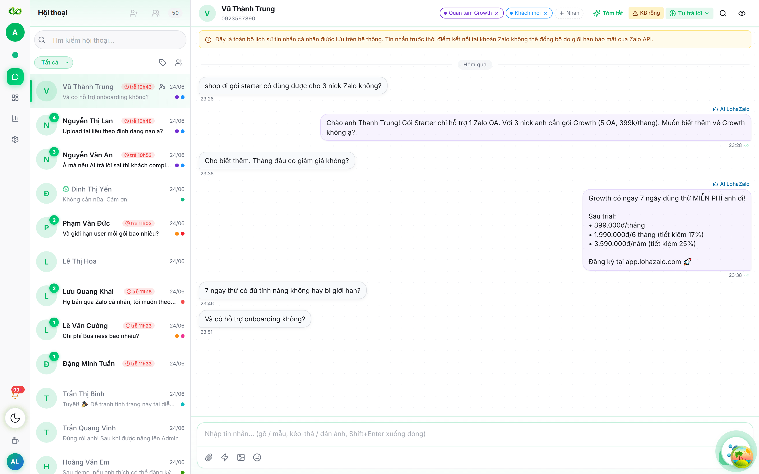 Màn Hội thoại — danh sách inbox và khung chat, AI đang bật, gắn thẻ phân loại